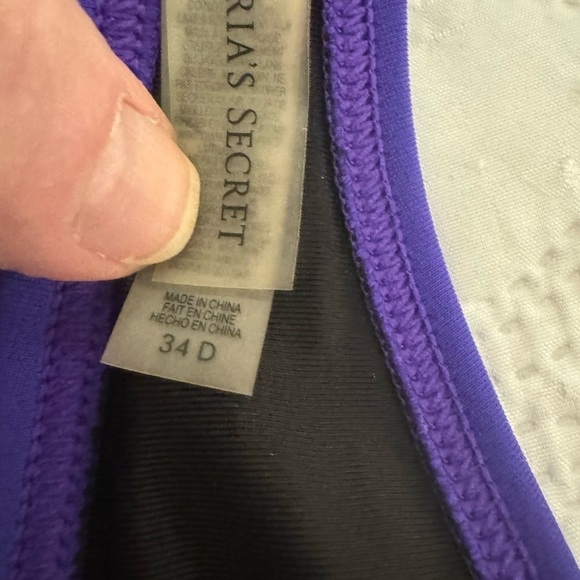VICTORIA SECRET deep purple Bikini top Size 34D “push up” style - Picture 5 of 8
